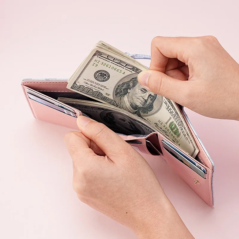 三つ折りジッパーウォレット、レターパターン入り、スタイリッシ - Women Bags And Purses のレビューと価格