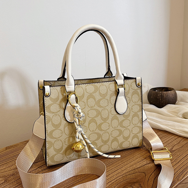 女性のレトロヴィンテージ花柄トートハンドバッグ、新しいファッ - Women'S Vegan Bags のレビューと価格