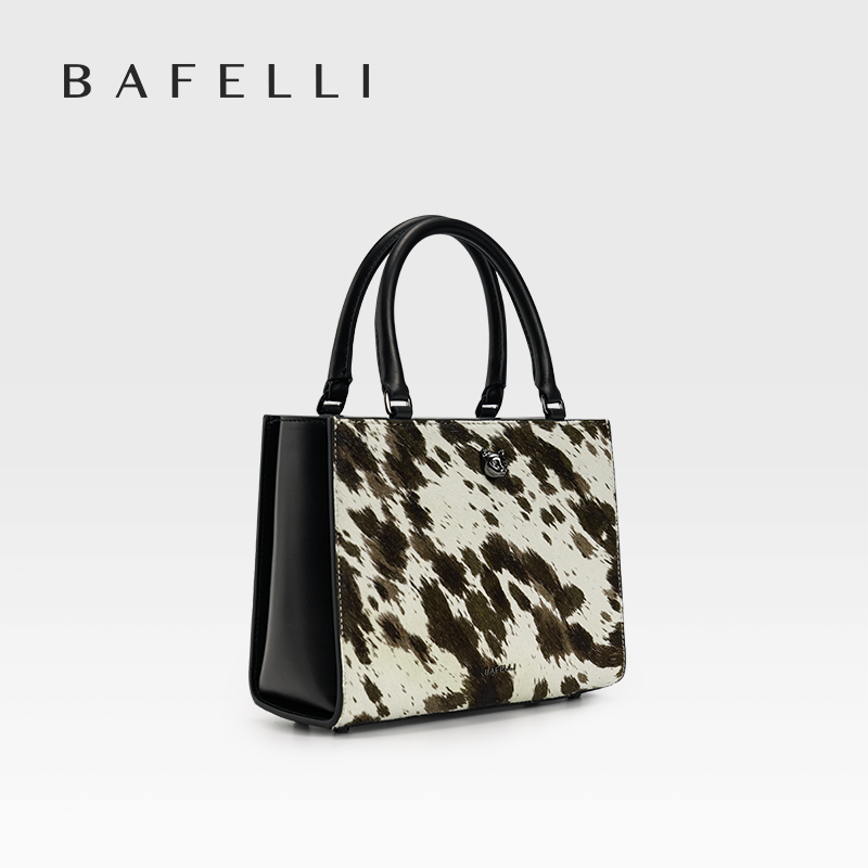BAFELLI 2026 レザーとファーのスプライシングシリ - Women'S Bags Jacquemus のレビューと価格