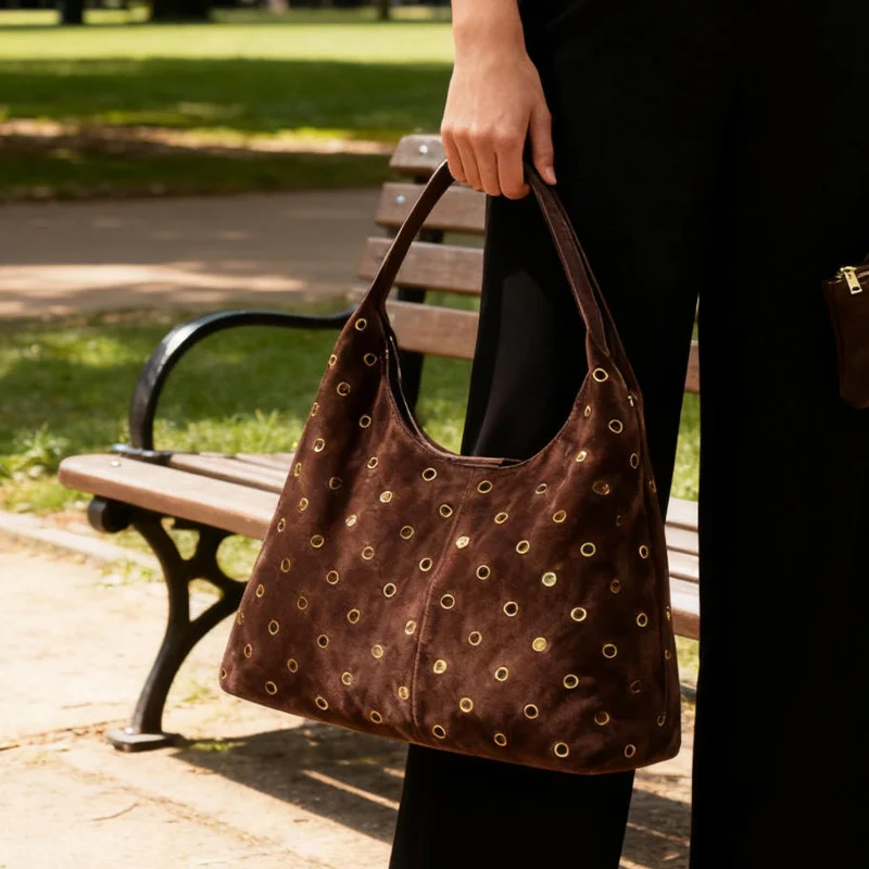 スエードメタルスタッズ付きトートバッグ、お揃いの財布付き、女 - Women'S Vegan Bags のレビューと価格