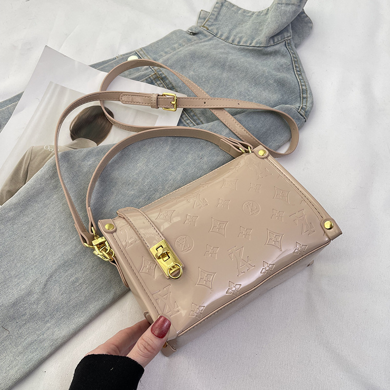 クラシックデザインコレクション2026新作高級漆塗りレザーボ - Women'S Bags New Collection のレビューと価格