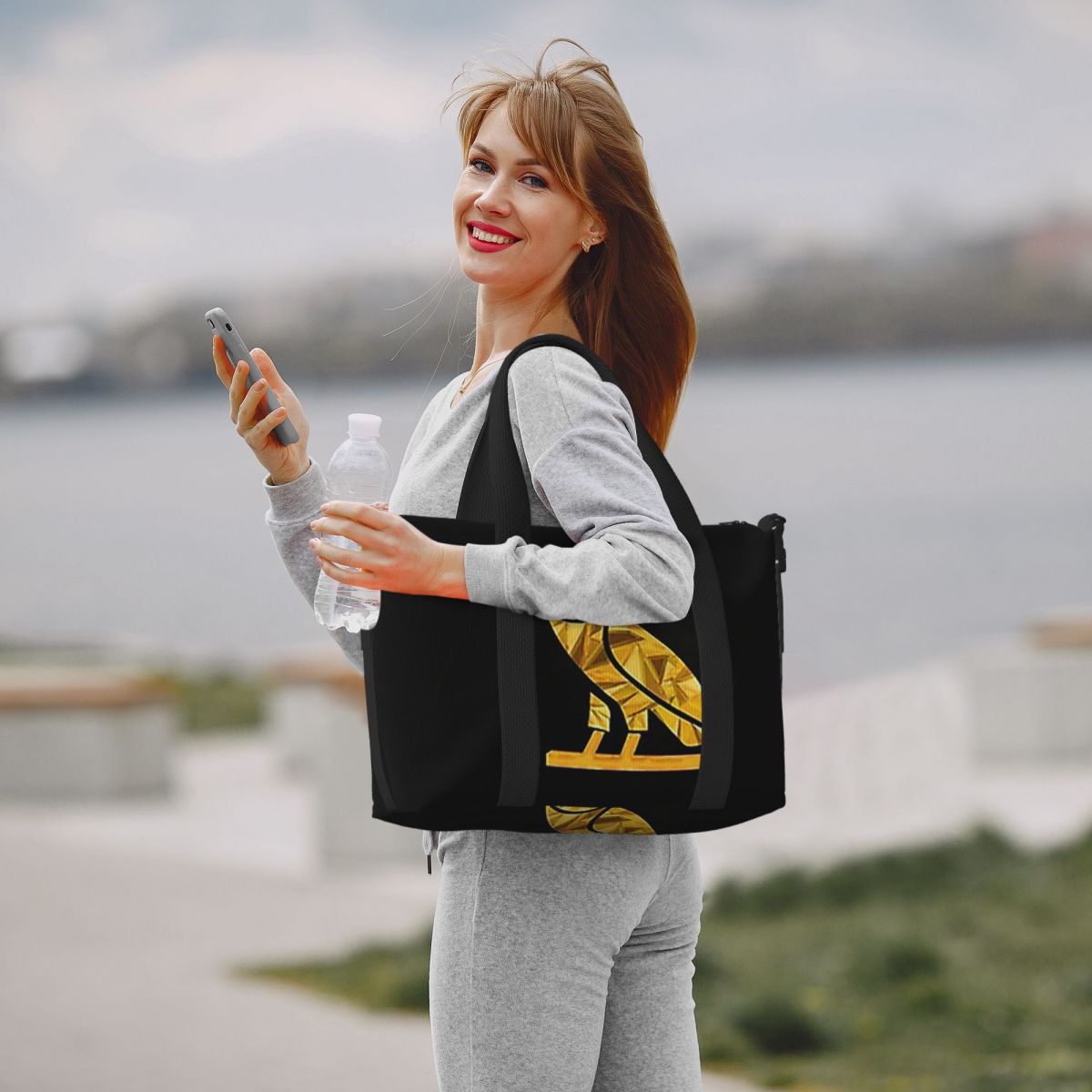 カスタムOVO 10月限定 ドレイクのフクロウ ビーチトラベ - Women'S Bags Very のレビューと価格