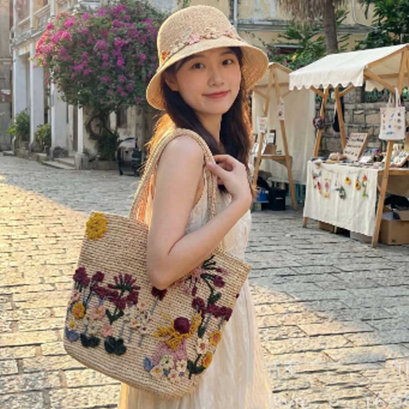 新しい手作りラフィア3Dローズハンドバッグ、手編みフックビー - Women'S Raffia Bags のレビューと価格